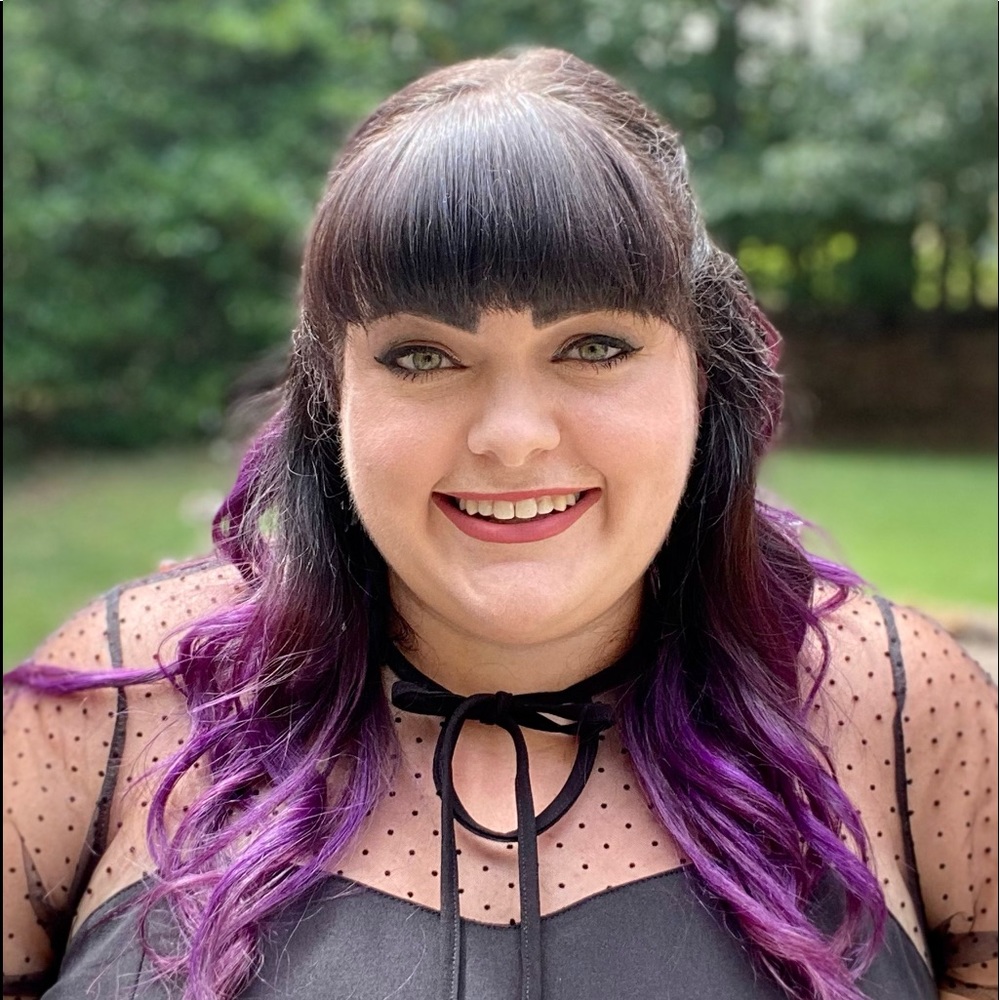 Meet your Posher, Lauren